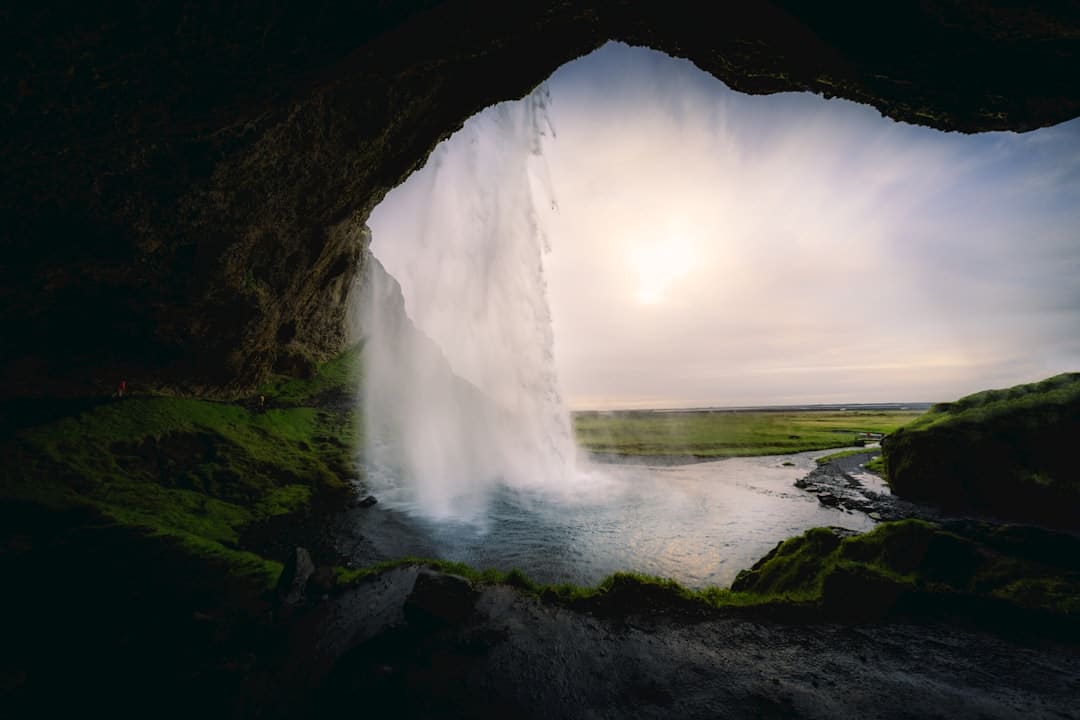 https://img0.utuku.imgcdc.com/638x0/ent/20250901/6c8d3525-a4a1-41fb-aae6-c79c8fefbe3c.jpg